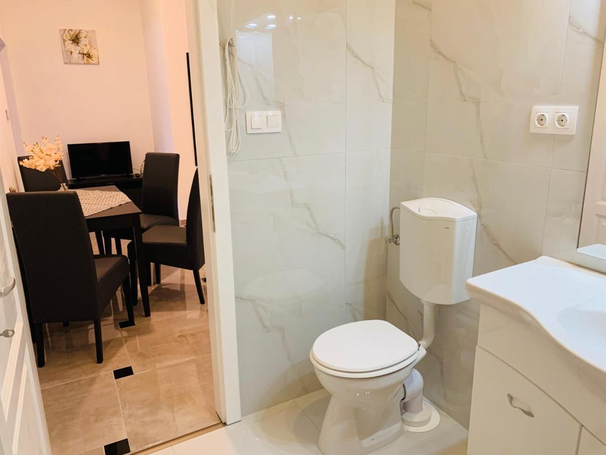 West Residence Budapest Eksteriør billede